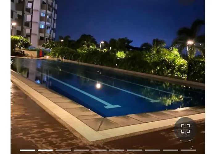 Apartment Alea Residences Near Airport And Moa! Cozy Place With Main Street And Bay View