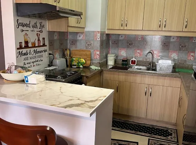 Alea Residences Near Airport And Moa! Cozy Place With Main Street And Bay View Apartment